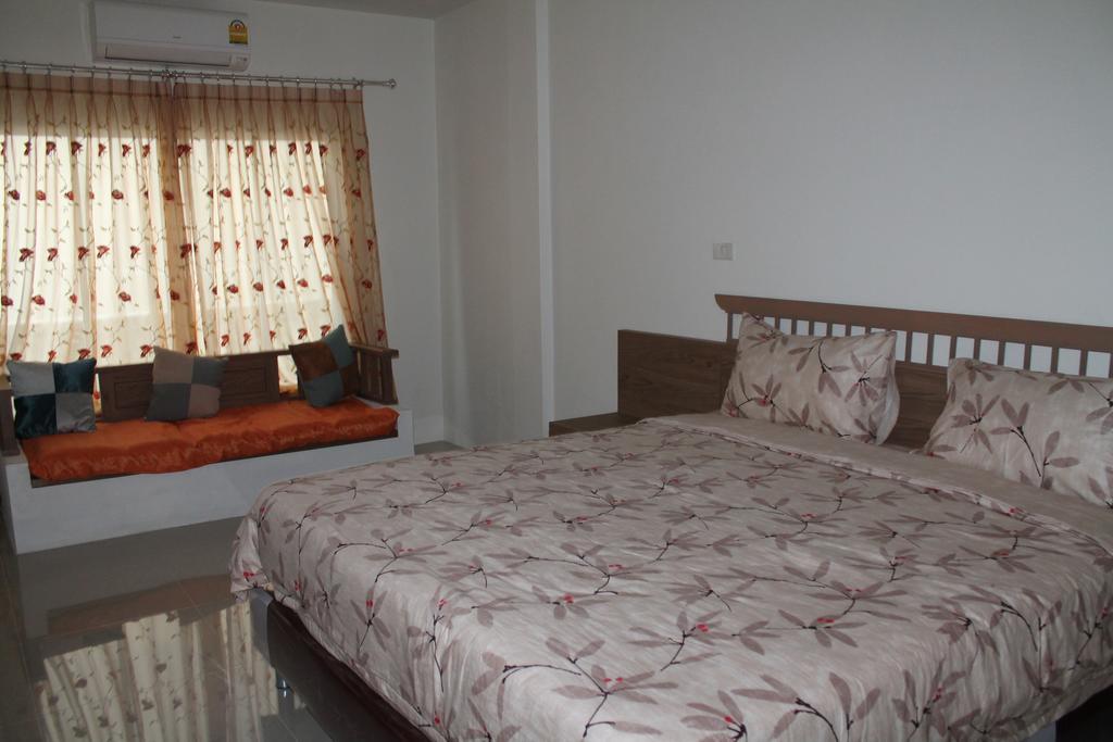 Huen Chan Thip Chiang Rai Dış mekan fotoğraf